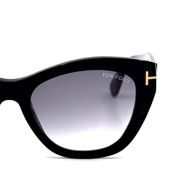 New, TOM FORD Cara Sunglasses TF940 05B Authentic - Picture 5 of 12
